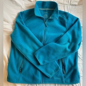 XL LL bean womens fleece full zip jacket sweater. Like new condition. L.L. Bean